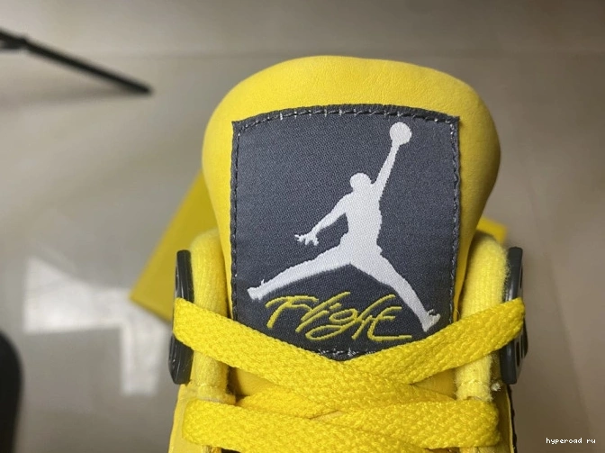 Lightning 4 Air CT8527-700 Retro Jordan 0704